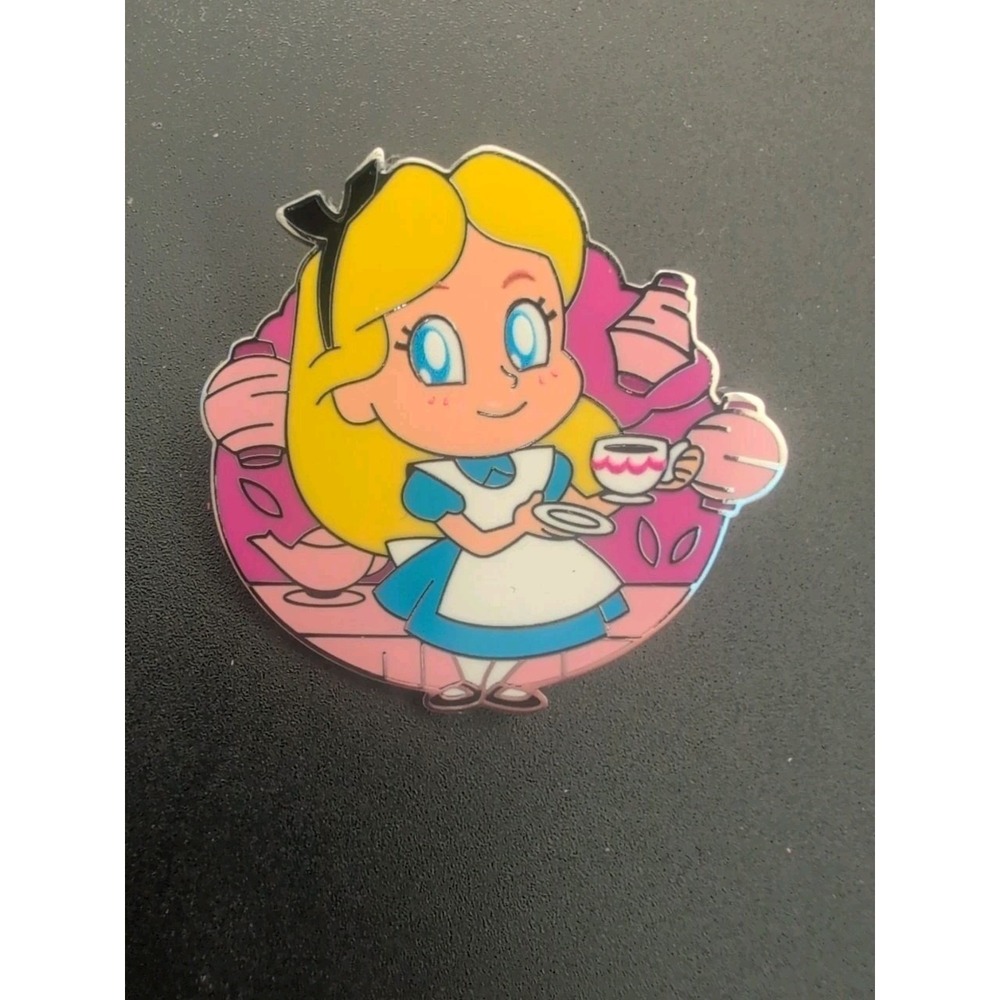 Disney Pin Alice Animated Cuties Mystery Series 2026
